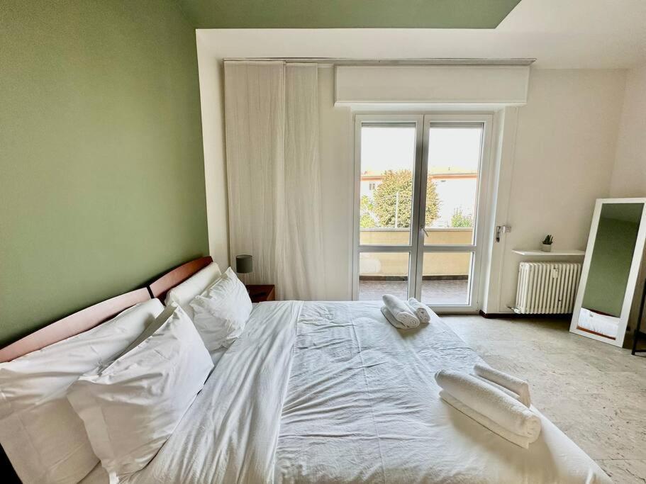 Low Cost Holiday An Business House And Free Park By Revenue House Como Exterior foto