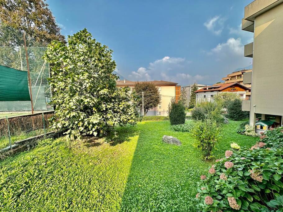 Low Cost Holiday An Business House And Free Park By Revenue House Como Exterior foto